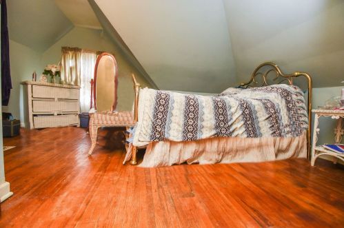 916 Douglas Ave, Nelson IL  61021-2639 exterior