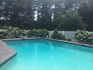7 Preserve Dr, Londonderry, NH 03053-2588