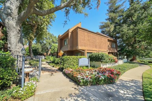 455 Duarte Rd, Arcadia, CA 91006-3949
