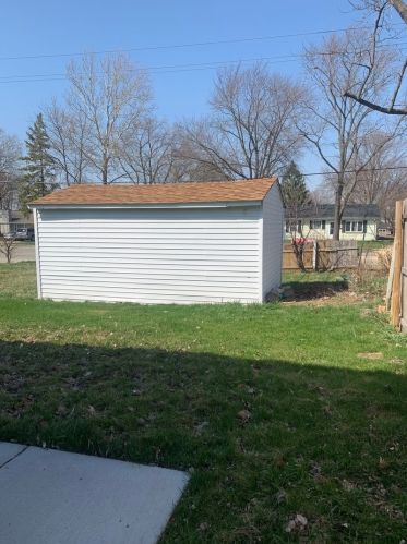 1526 Burry St, Joliet IL  60435-4032 exterior
