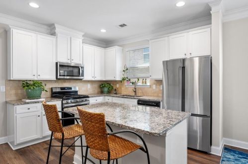 636 Sprayberry Dr, Stockbridge GA  30281-9223 exterior
