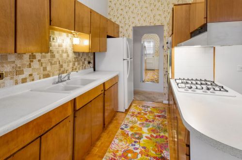 8457 North Ter, Niles IL  60714-2369 exterior