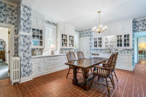 10 Habersham Way, Atlanta GA  30305-2800 exterior