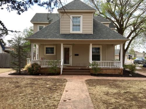 223 9th Ave, Fairview, OK 73737-2201