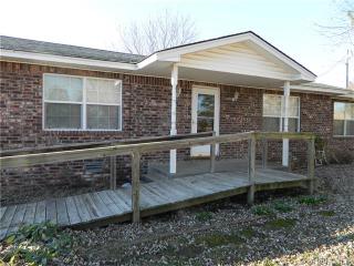 3131 123rd St, Muskogee, OK 74403-4019