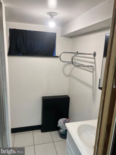 5918 Jackson St, Philadelphia PA  19135-4031 exterior