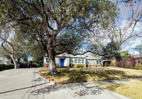1673 Coolidge Ave, Altadena, CA 91001-3631