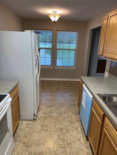 10327 Royal Damon Dr, Conroe TX  77303-2661 exterior