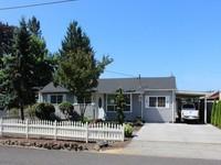 3425 Pennsylvania St, Longview, WA 98632-4742