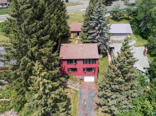 4917 Wyoming St, Duluth, MN 55804-1243