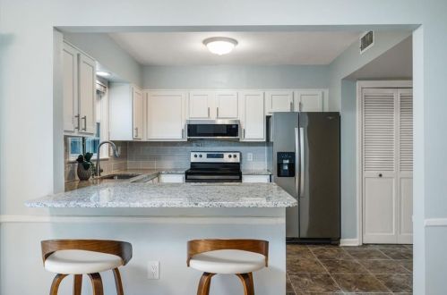 36 La Rue Pl, Atlanta, GA 30327-4009