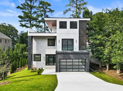 2374 Logan Cir, Atlanta GA  30318-2855 exterior