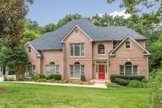 1915 Windy Oaks Ln, Hixson, TN 37343-3594