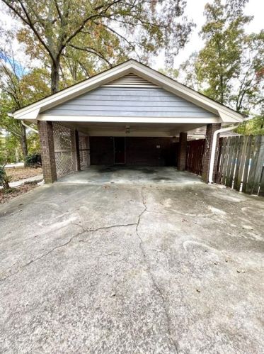 2791 Hickory Trl, Lithonia, GA 30078-3628