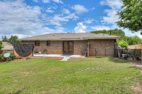 686 Crestlyn Dr, North Augusta, SC 29841-4392