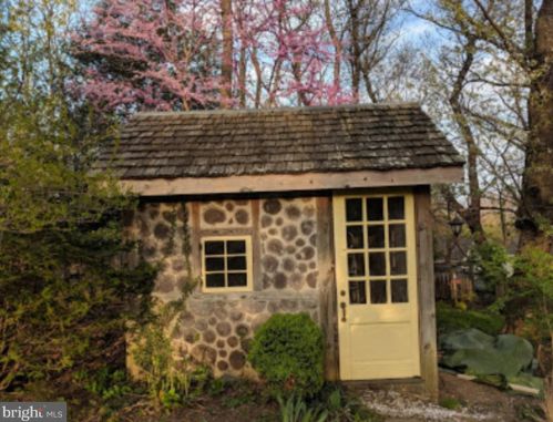 6701 Poplar Ave, Silver Spring MD 20912-4671 exterior