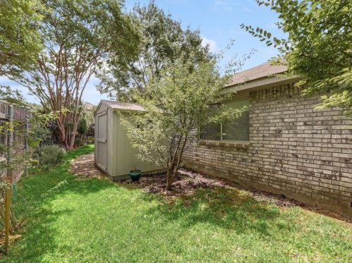 1412 Baker Dr, Cedar Hill TX 75104-1342 exterior