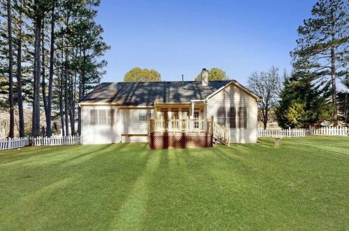 95 Bloomfield Dr, Stockbridge GA  30281-2619 exterior