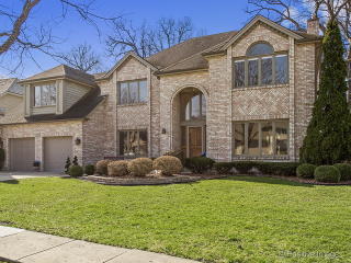 1350 Medinah Dr, Itasca, IL 60143-1968
