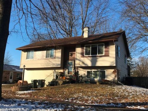2403 Anderson St, Urbana, IL 61801-6714