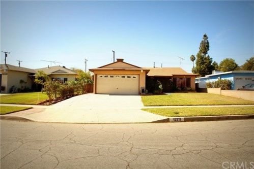 13211 Ben Nevis Ave, Norwalk, CA 90650-3330