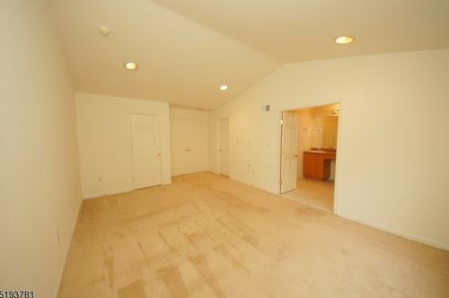 146 Jackson Ave, Princeton NJ  08540-1675 exterior