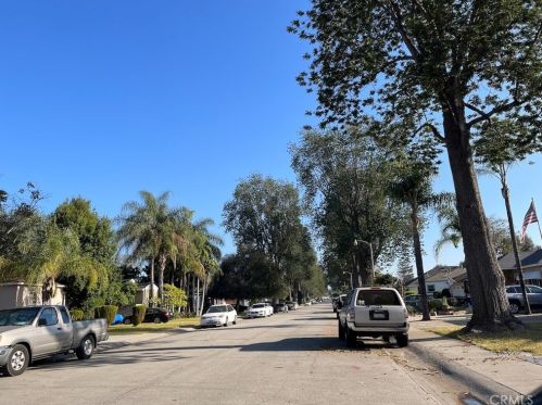 10823 Dorland Dr, Whittier, CA 90606-1403