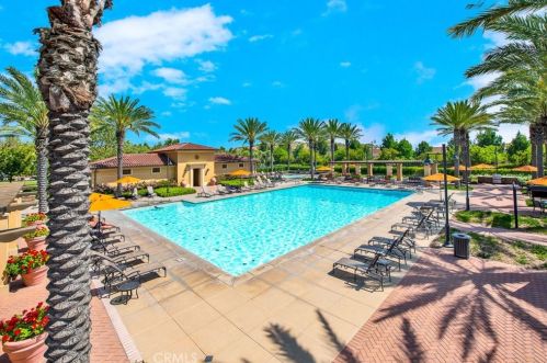 199 Rodeo, Irvine CA  92602 exterior