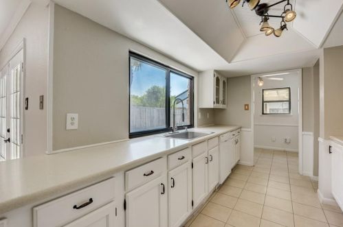 2003 Stefani Ct, Carrollton TX exterior