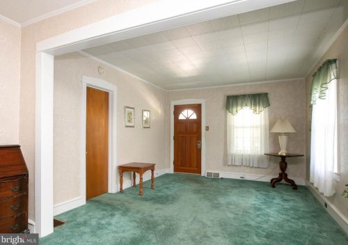 219 Lafayette Rd, Camden NJ  08106-1131 exterior