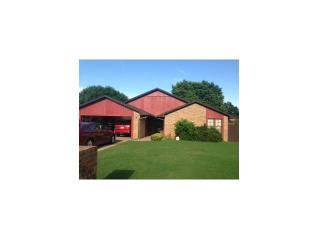 3808 Sunward Cir, Yukon, OK 73099-3221