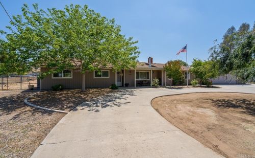 1160 Keyes Rd, Ramona, CA 92065-2921