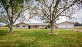 5338 Amber Ave, Clovis, CA 93619-8873