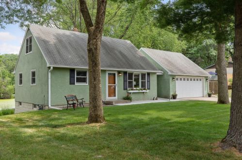 556 Edith Ave, Saint Paul MN  55115-2030 exterior