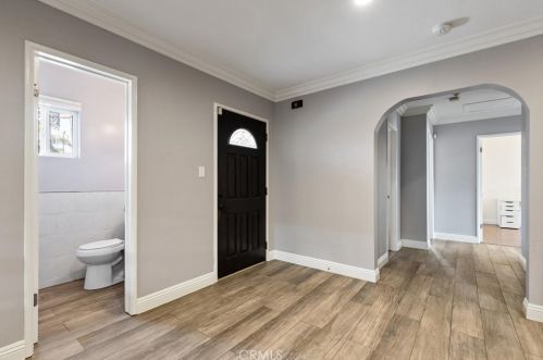 2422 Bern Ln, Santa Ana, CA 92706-1203