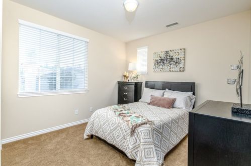 16352 Sierra Heights Dr, Riverside CA  92503-8457 exterior