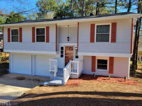 883 Pineglen Cv, Forest Park, GA 30297-3339