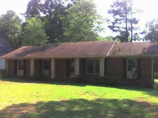 2506 Bonnie Brae Rd, Durham, NC 27703-5820