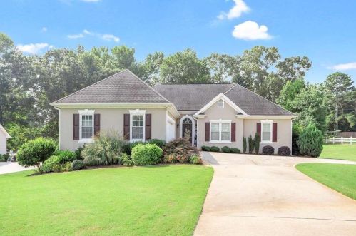 4002 Churchill Downs Dr, Gainesville, GA 30507-9531