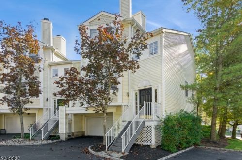 1104 Fawnridge Pl, Whippany, NJ