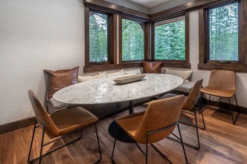 8208 Valhalla Dr, Truckee CA  96161-4296 exterior