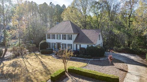 1031 Fernwood Dr, Bogart, GA 30622-4222