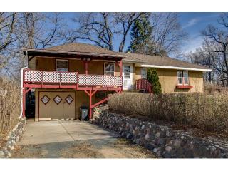 327 Warner Ave, Willernie, MN 55090-7702