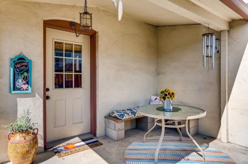 319 Exposition Ave, Denver CO  80209-4115 exterior