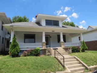 32 Madison Ave, Springfield, OH 45504-2238