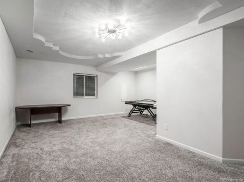 25380 Aberdeen Dr, Aurora CO 80016-3225 exterior