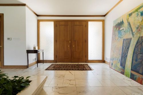 1155 Via Vallarta, Riverside, CA 92506-3659