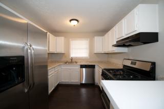 302 Natchez Trce, Atlanta GA  30350-3010 exterior