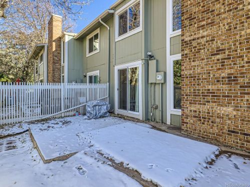 3014 Macon Cir, Aurora CO 80014-3092 exterior