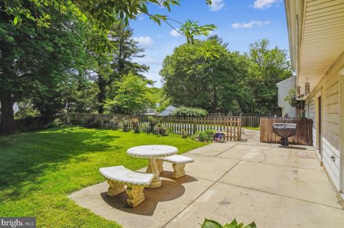 1420 Billman Ln, Silver Spring MD 20902-1421 exterior